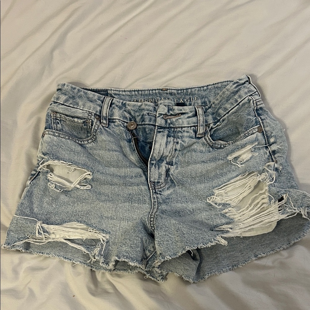American Eagle Outfitters Light Blue Jean Shorts Women
Size: 4